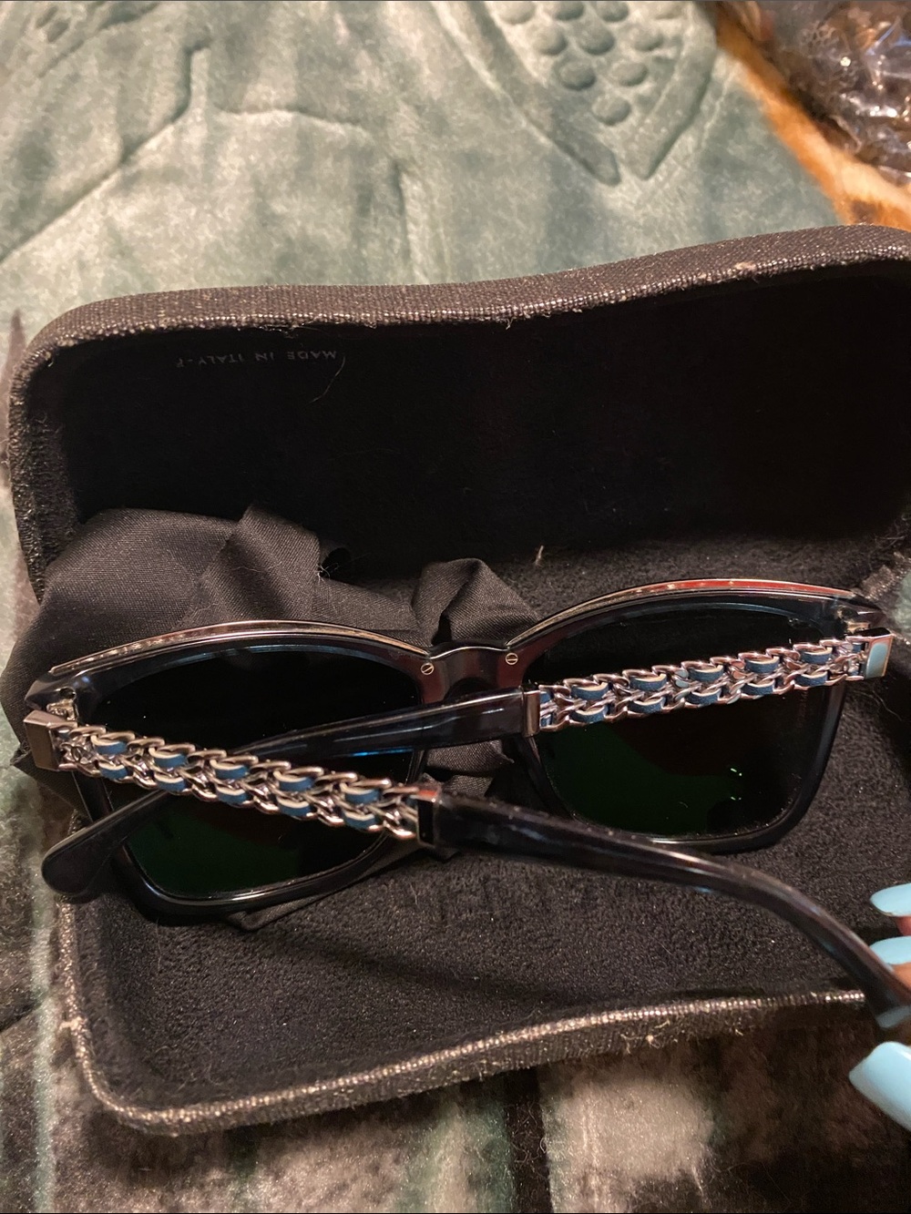CHANEL Vintage 5360Q Chain decor Sunglasses with Blue tinted Lenses